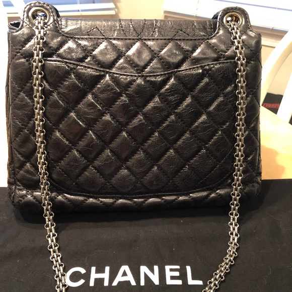 CHANEL black reissue accordion flap bag - Picture 3 of 15